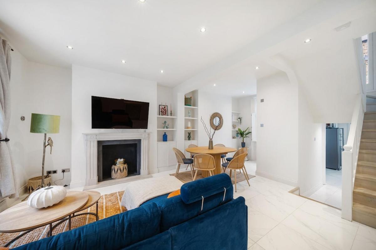 New Stylish 3-bed Pimlico House Near Big Ben * Londra